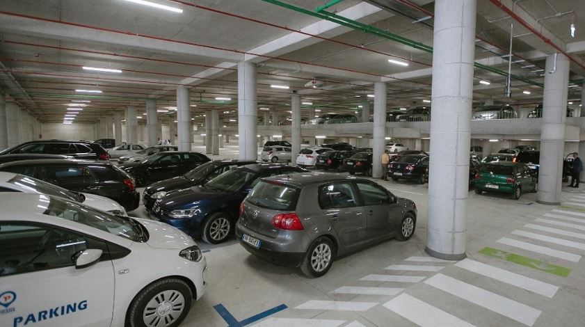 Sa do rriten detyrimet e taksës së ndërtesës për pronarët e parkimeve e bodrumeve në rrethe